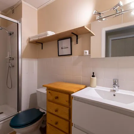 公寓 Le Cosmos Avec Terrasse Et Proche Et Commerces